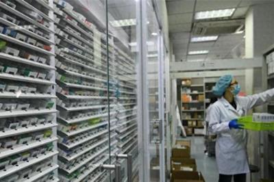 資料圖:自動分藥系統(tǒng)(圖文無關)中新社記者 佟郁 攝